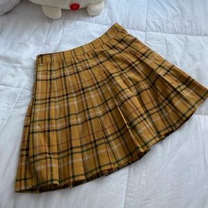 ☀️ Yellow Pleated Plaid Skirt ☀️